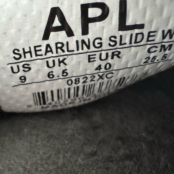 APL ATHLETIC PROPULSION LABS
SHEARLING LOGO SLIDE•FATIGUE•SIZE 9 - Picture 10 of 13